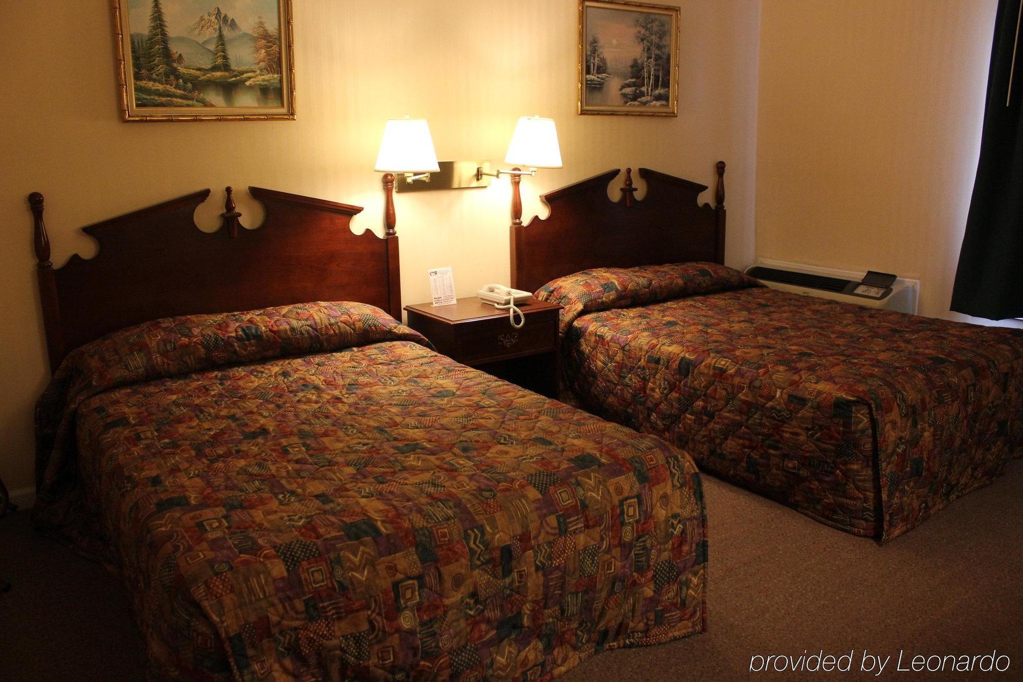 Pilgrim Inn Lee Bagian luar foto